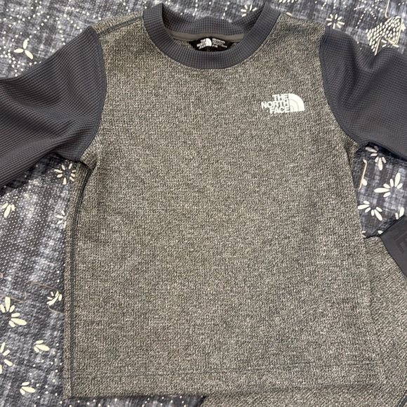 The North Face 5T Gray Kids Waffle Base Layer Set - Picture 2 of 10